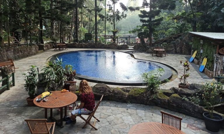 hotel puncak safari