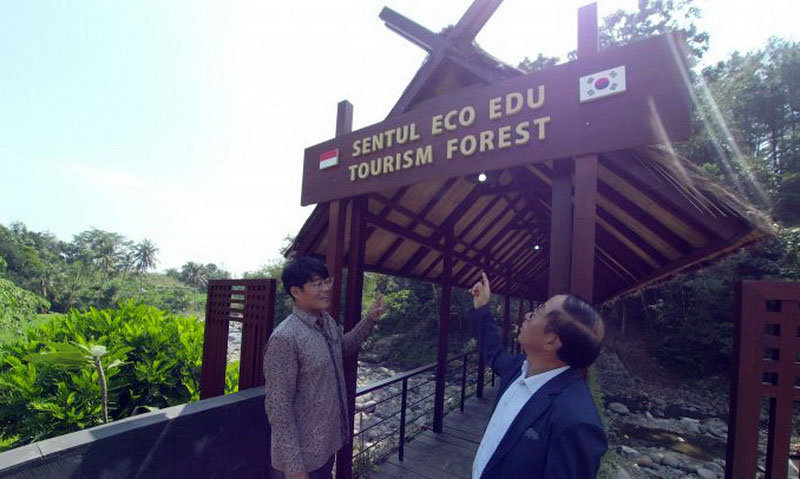 hutan wisata Sentul Eco Edu Tourism Forest (SEETF)
