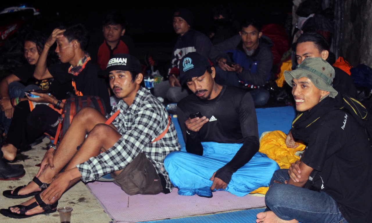 camping ceria outbound makan