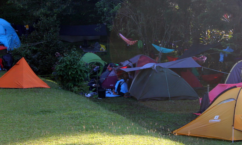 camping ceria outbound tenda