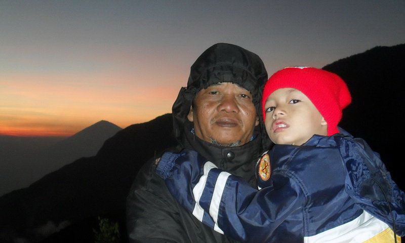 Adventure Indonesia family of Gunung Papandayan