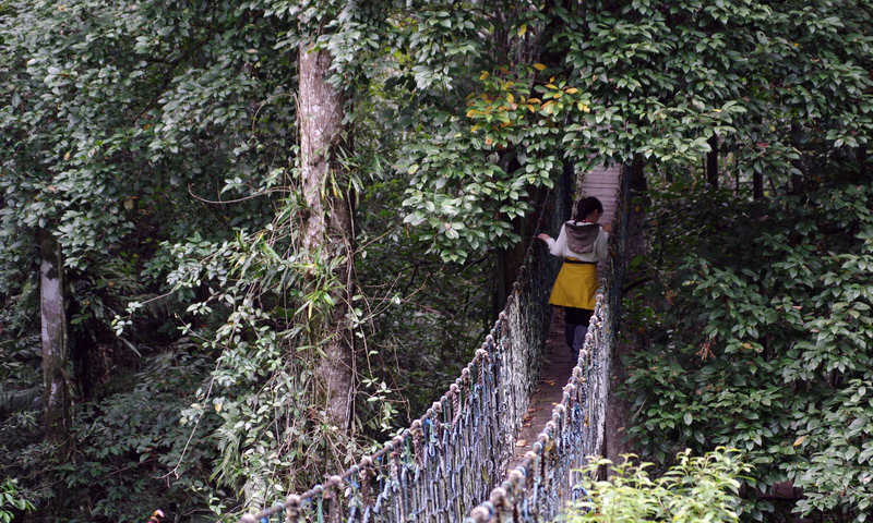 wisatawan di desa wisata malasari